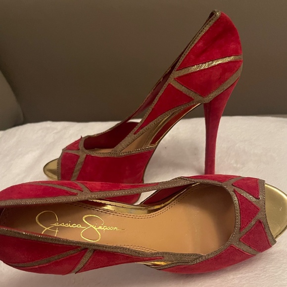 Shoes - Picture 1 of 4